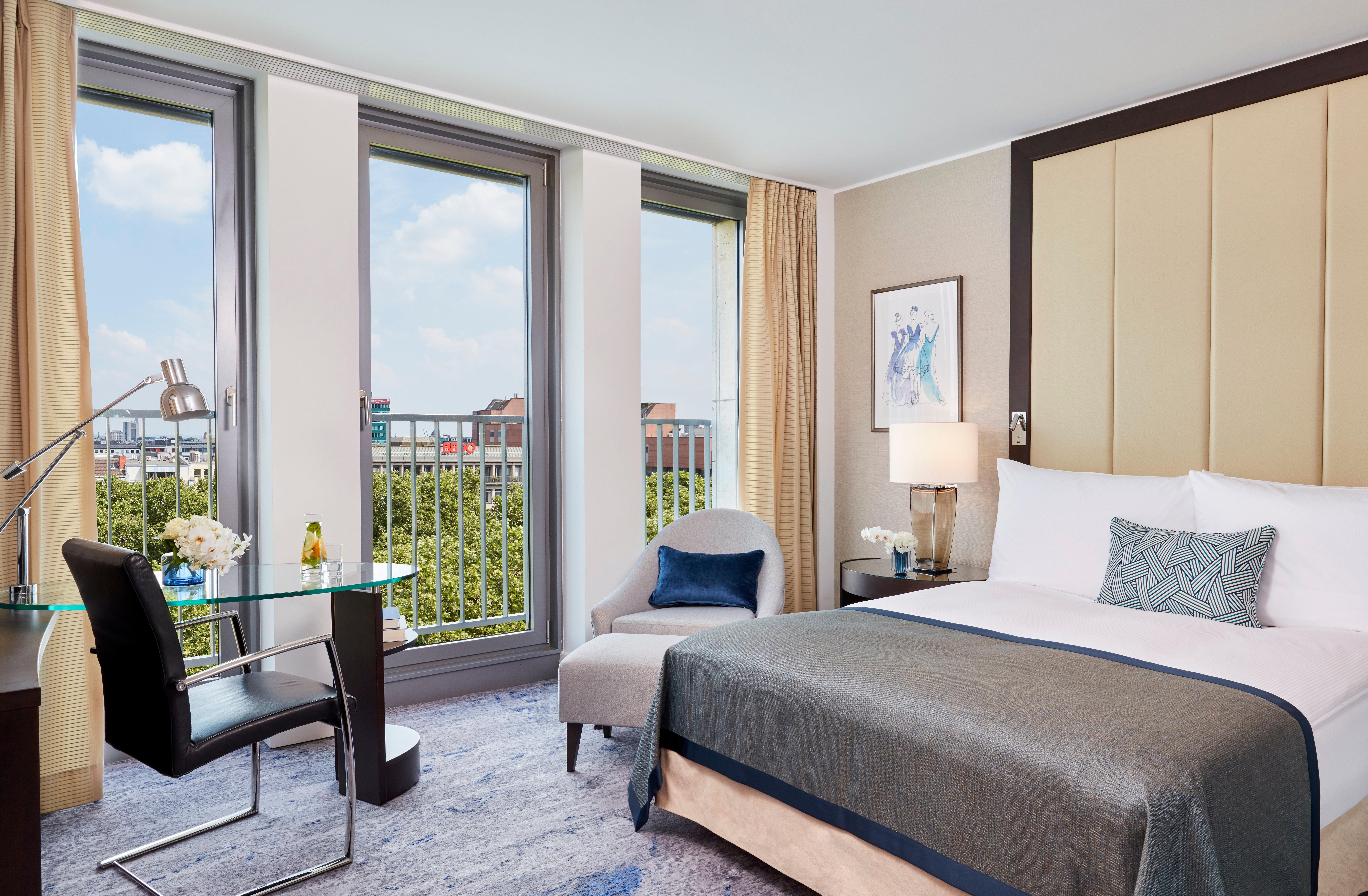Hotel InterContinental - Düsseldorf Esterno foto Deluxe room